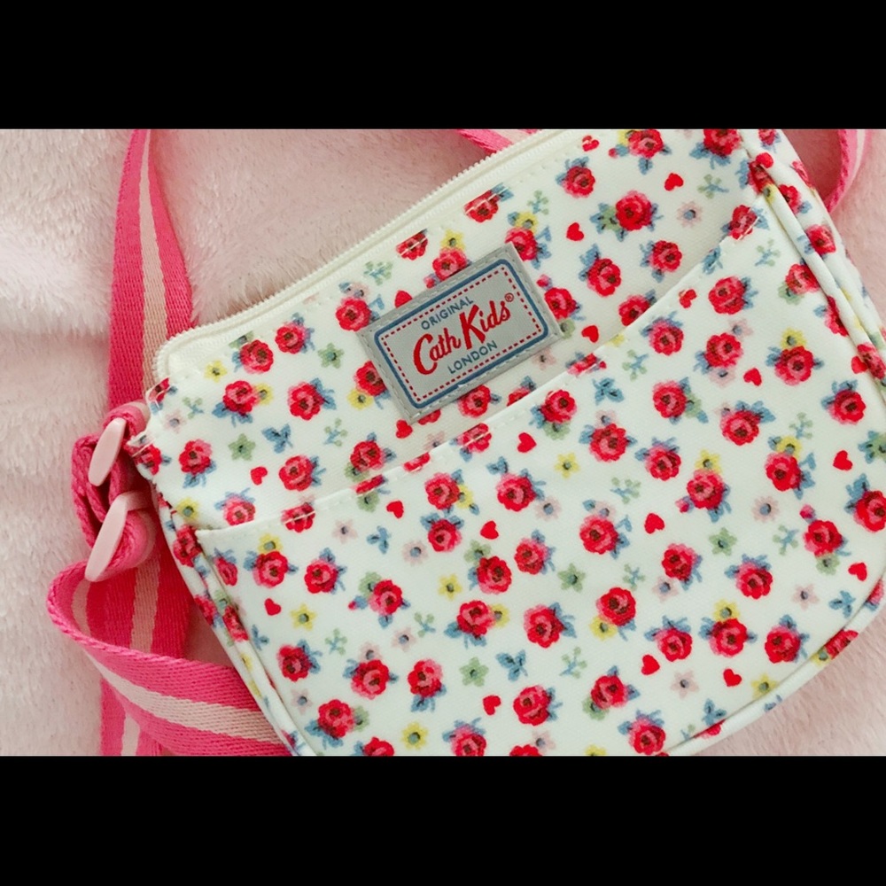 🍒CATH KIDSTON 🍒 SMALL FLORAL CROSSBODY PURSE/BAG